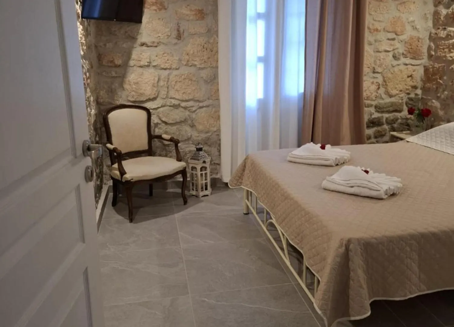 Appartamento Patriko Stone House Fourka
