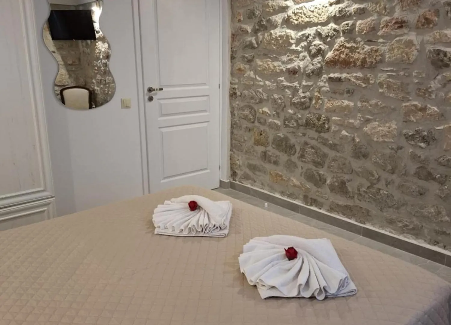 Appartamento Patriko Stone House Fourka