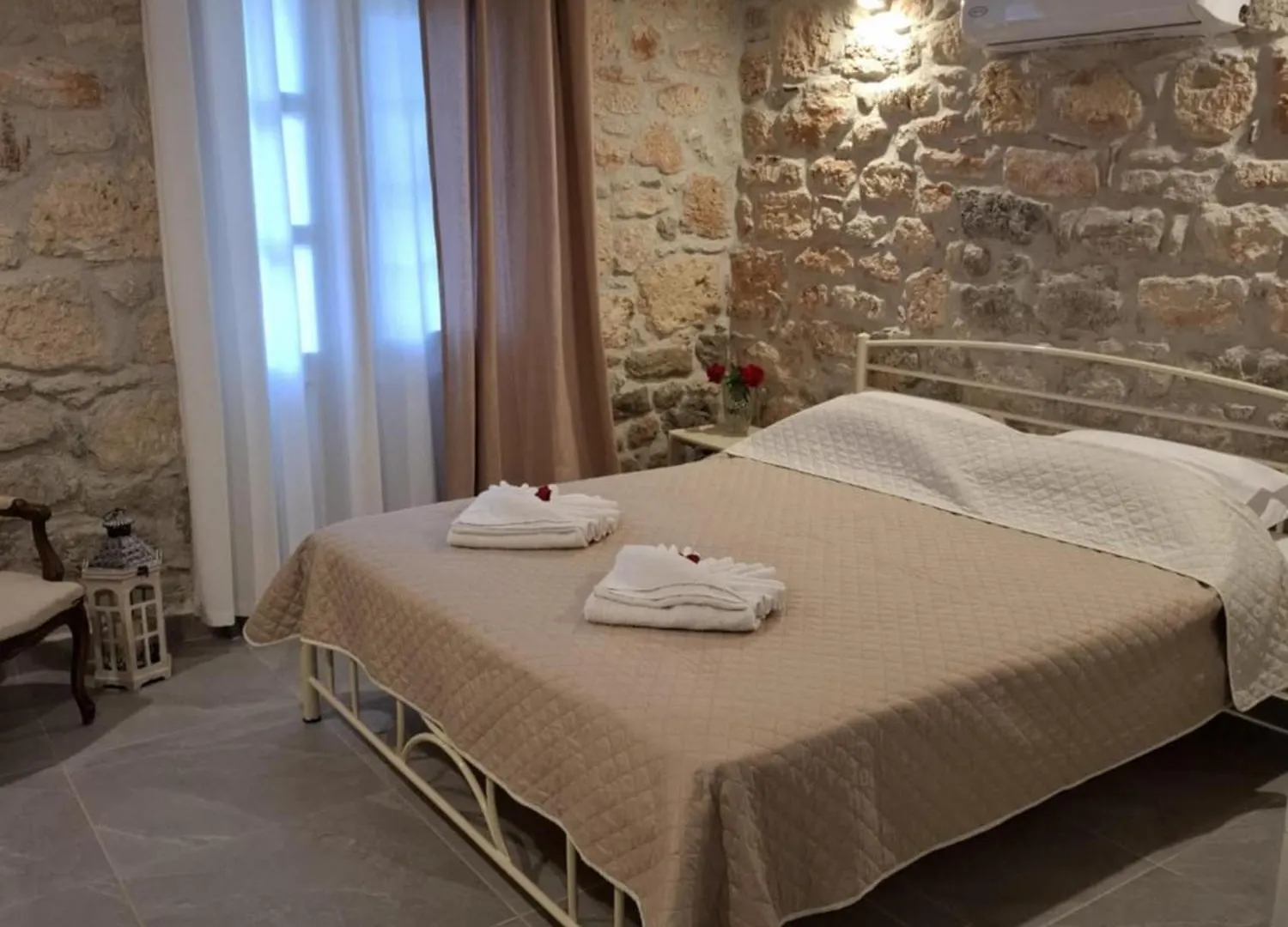 Apartament Patriko Stone House Fourka